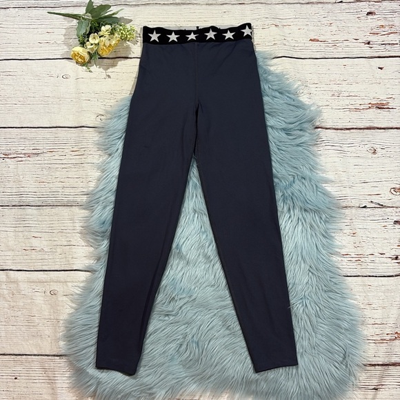 Show Me Your Mumu Moves Rozaline Star High Waist Gray Leggings - Picture 2 of 7